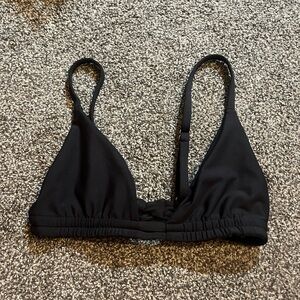 Skatie Sonny Top in Black